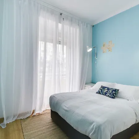 Stunning 1 Bed Apt W/decorated Int Nr Ajuda